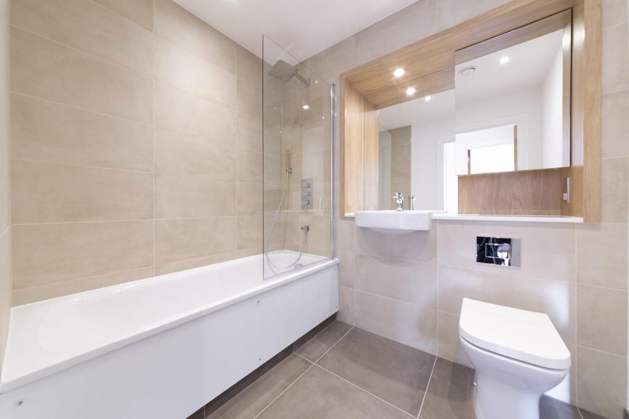 Stylish Family Sized 2 Bedroom Apartment Londres Exterior foto